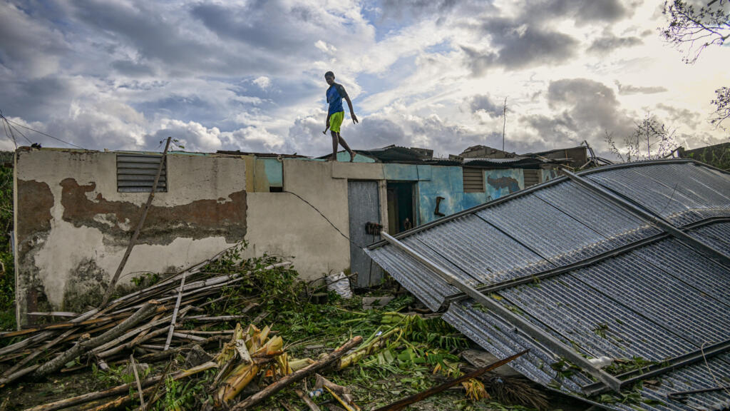 Hurricane Melissa death toll rises as storm strengthens en route to Bermuda