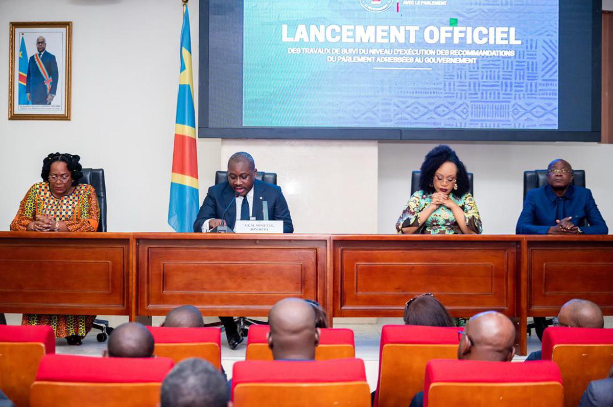  Plaidoyer pour la mise en place du dialogue Gouvernement-Parlement